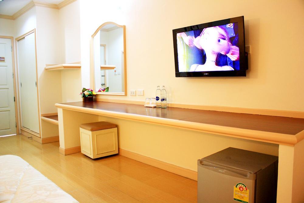 נאקהון סאוואן P.A. Ville Hotel מראה חיצוני תמונה