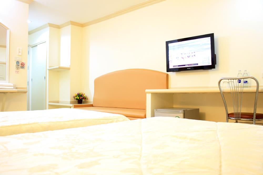 נאקהון סאוואן P.A. Ville Hotel מראה חיצוני תמונה