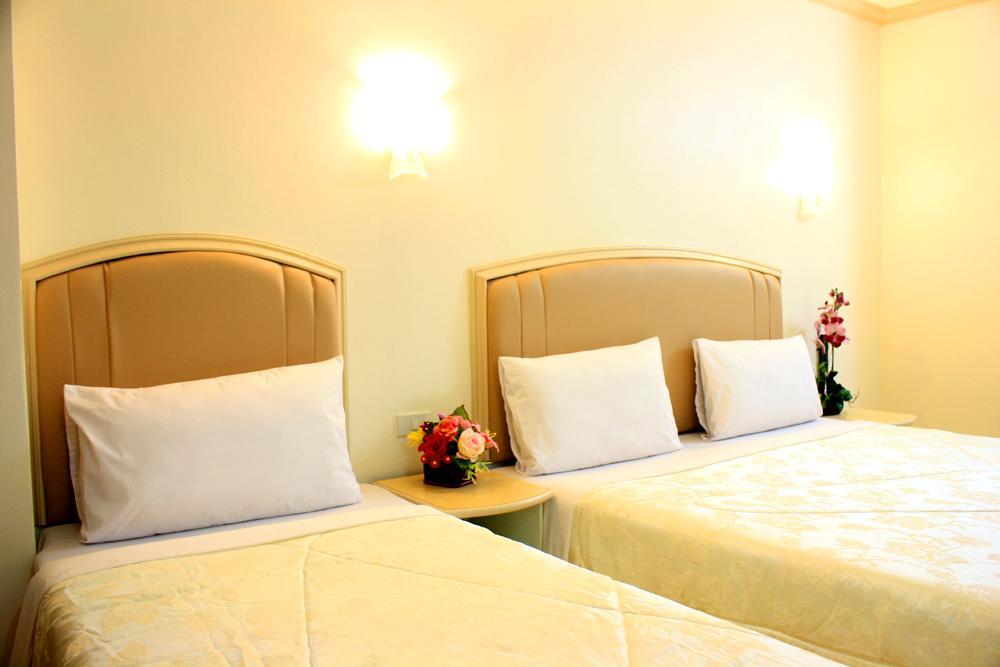 נאקהון סאוואן P.A. Ville Hotel מראה חיצוני תמונה
