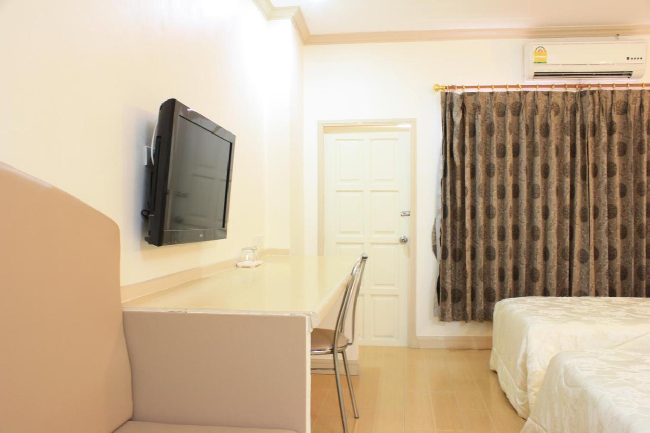 נאקהון סאוואן P.A. Ville Hotel מראה חיצוני תמונה