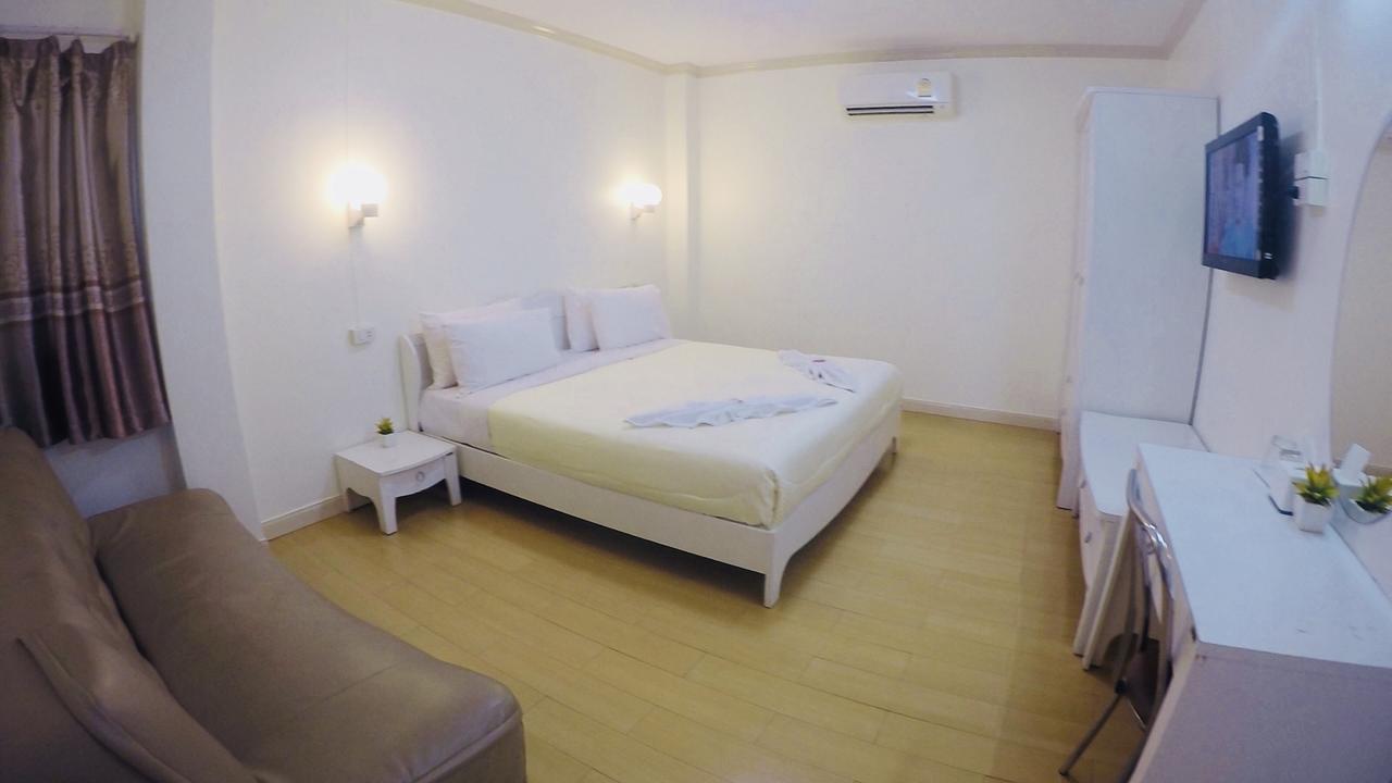 נאקהון סאוואן P.A. Ville Hotel מראה חיצוני תמונה